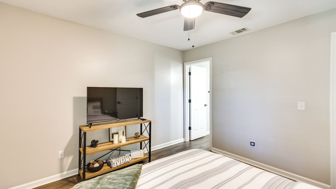 Photo of Bedroom in Hinesville