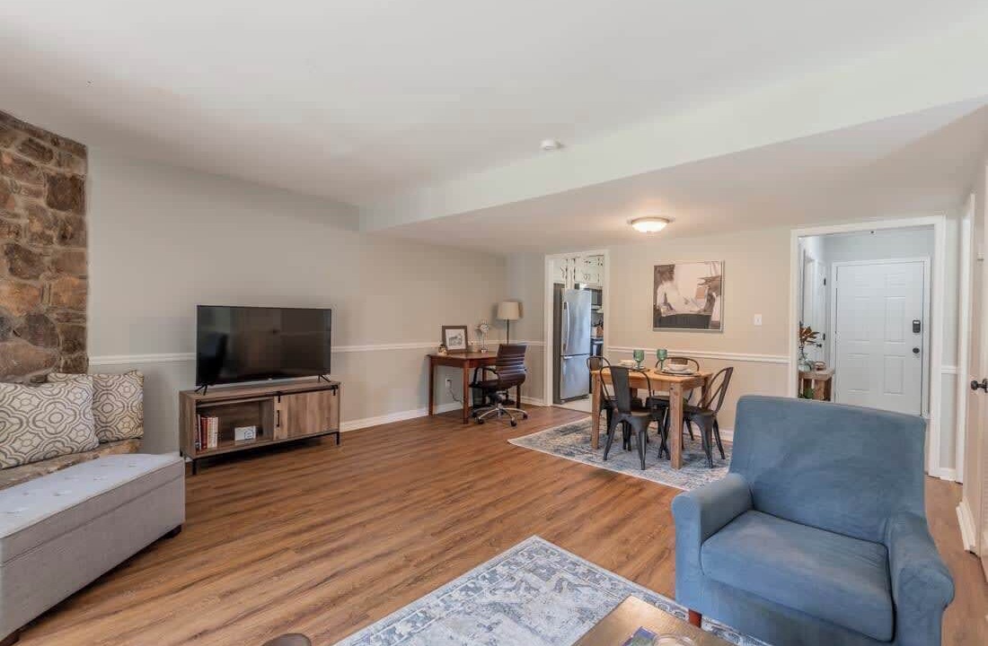 Photo of Livingroom in Huntsville