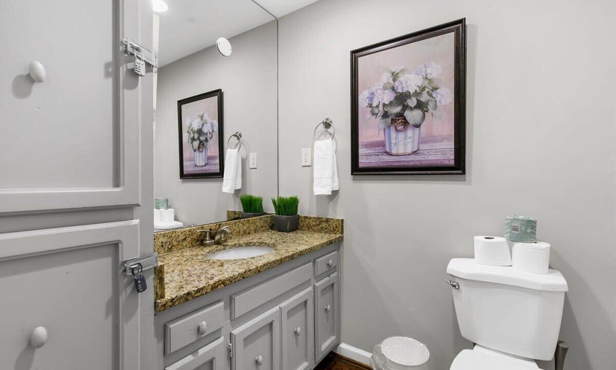 Photo of Bathroom in Crestline Heights