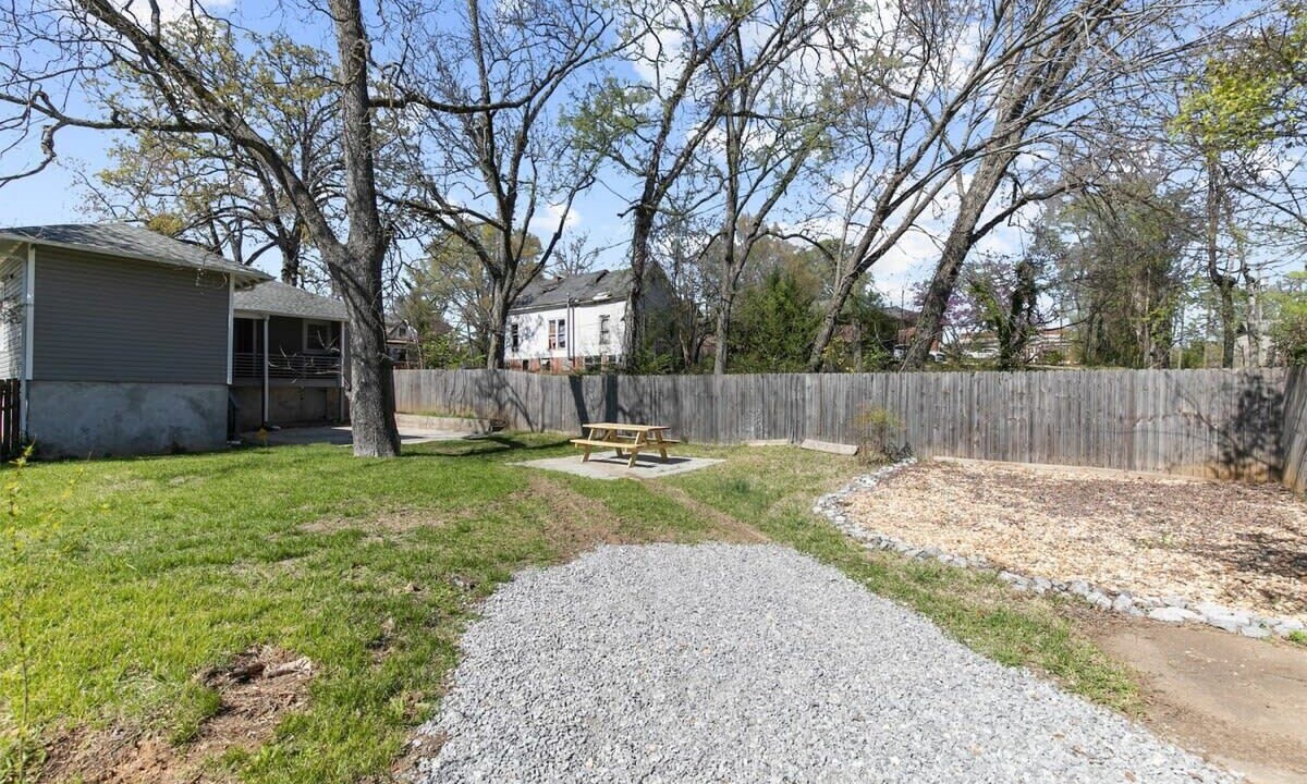 Photo of Others in Crestline Heights