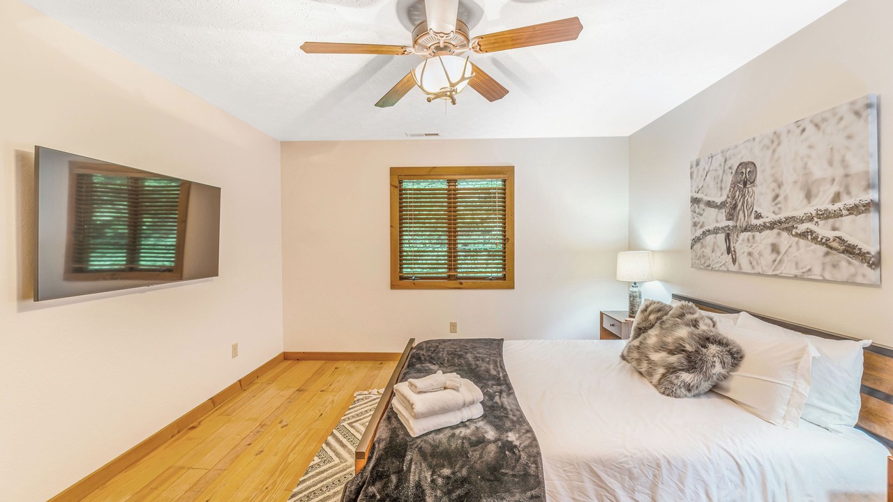 Photo of Bedroom in Maggie Valley