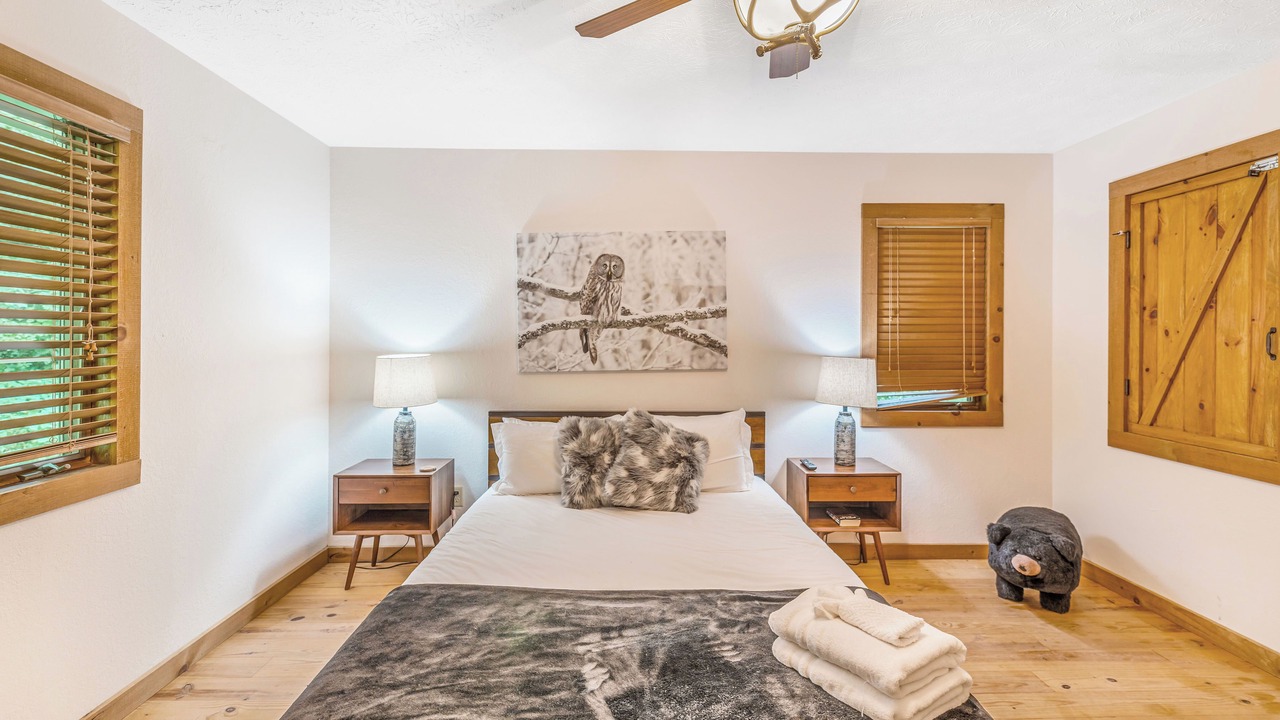 Photo of Bedroom in Maggie Valley