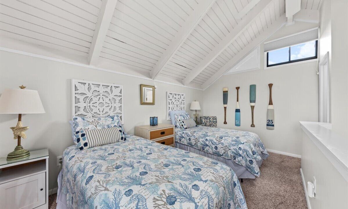 Photo of Bedroom in Sealoft Villas