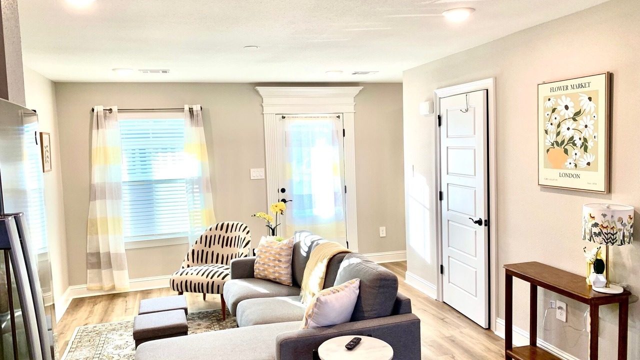 Photo of Livingroom in Biloxi