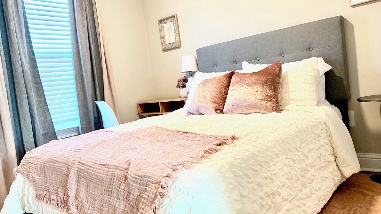 Photo of Bedroom in Biloxi