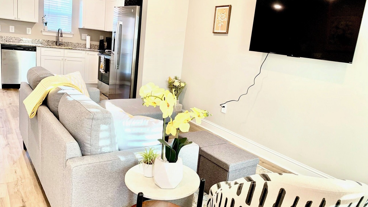 Photo of Livingroom in Biloxi