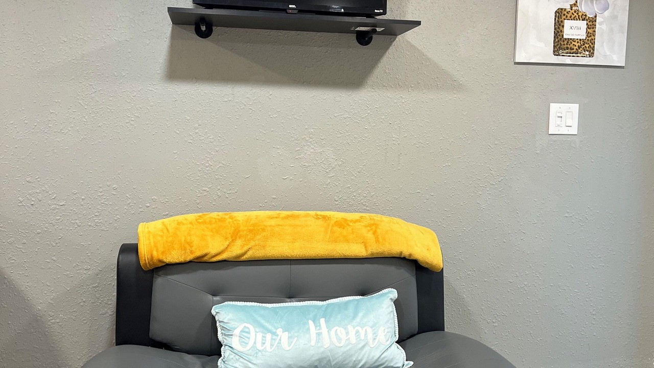 Photo of Livingroom in Jacksonville