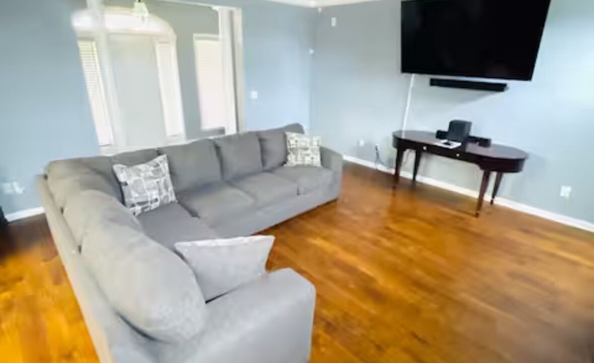 Photo of Livingroom in Warner Robins