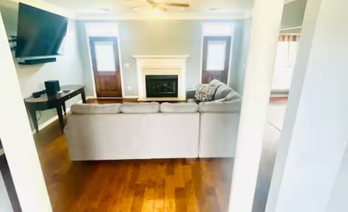 Photo of Livingroom in Warner Robins