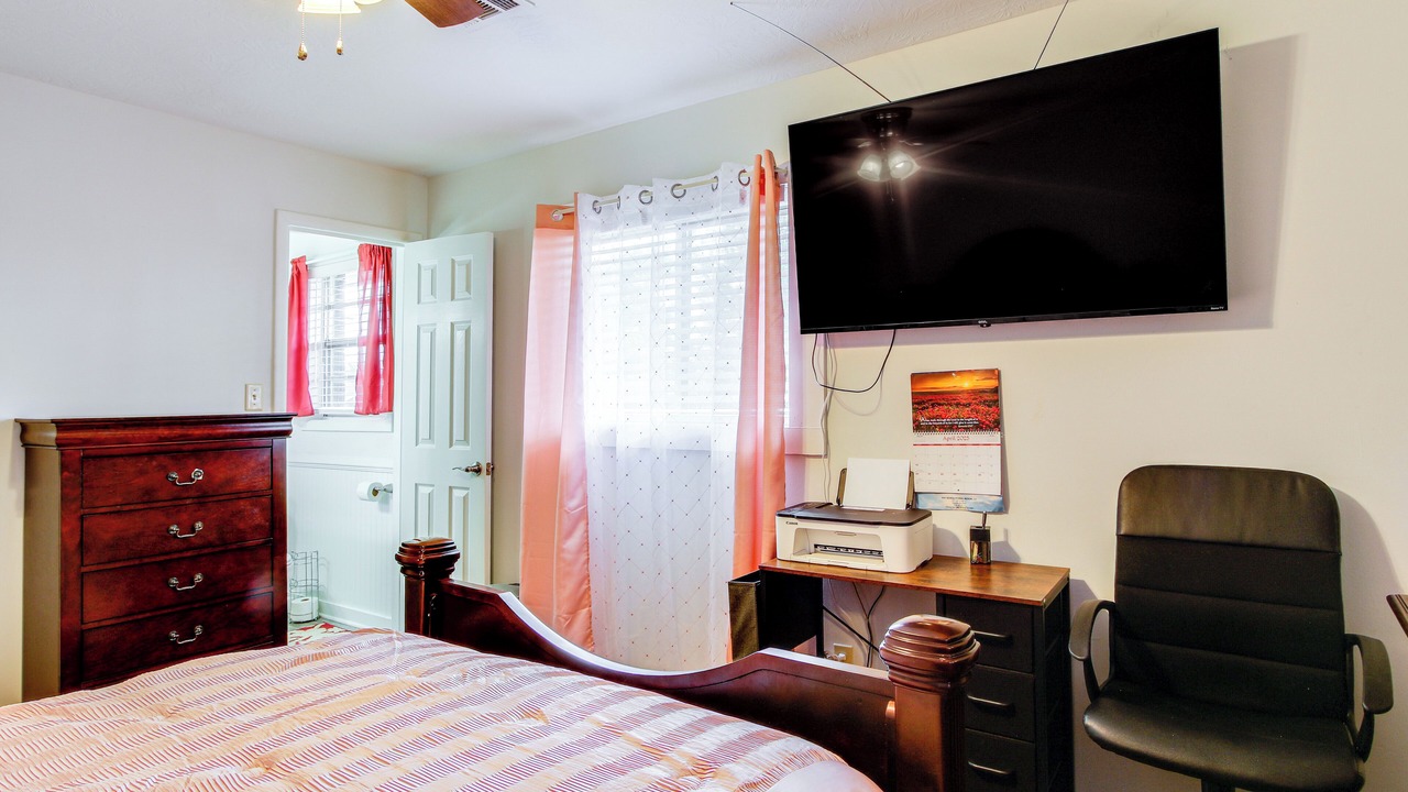 Photo of Bedroom in Augusta