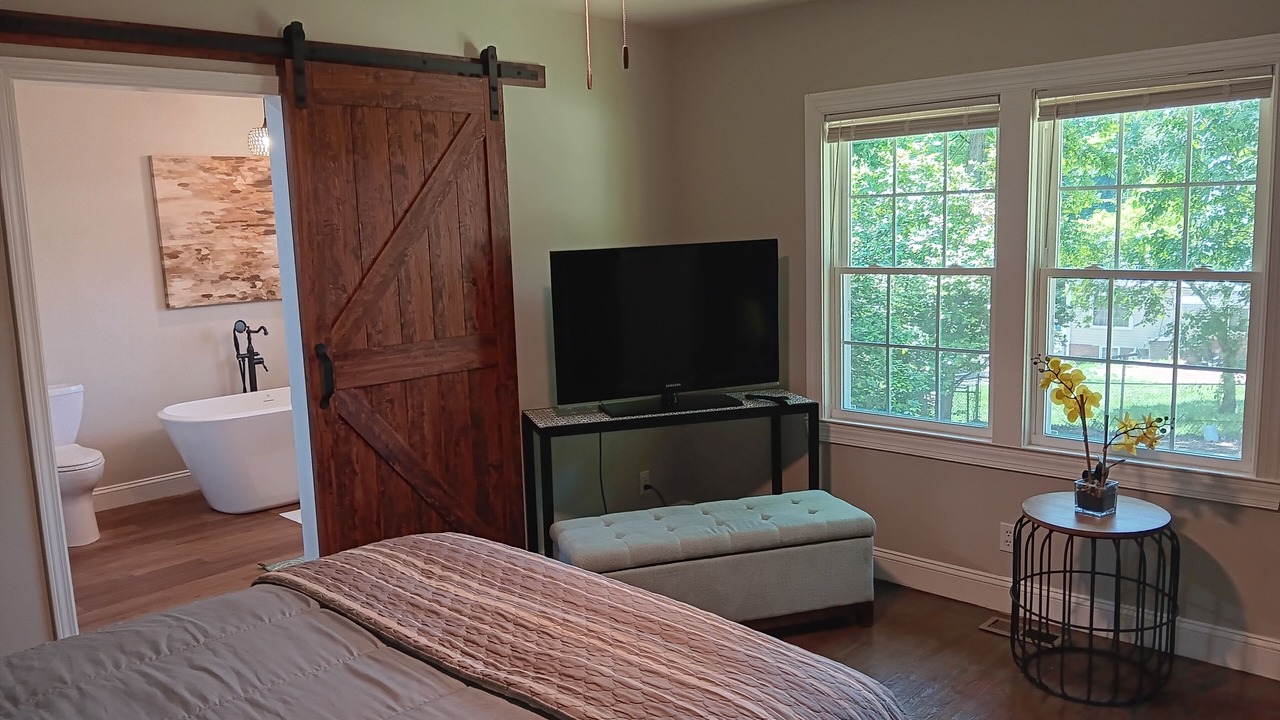 Photo of Bedroom in East Point