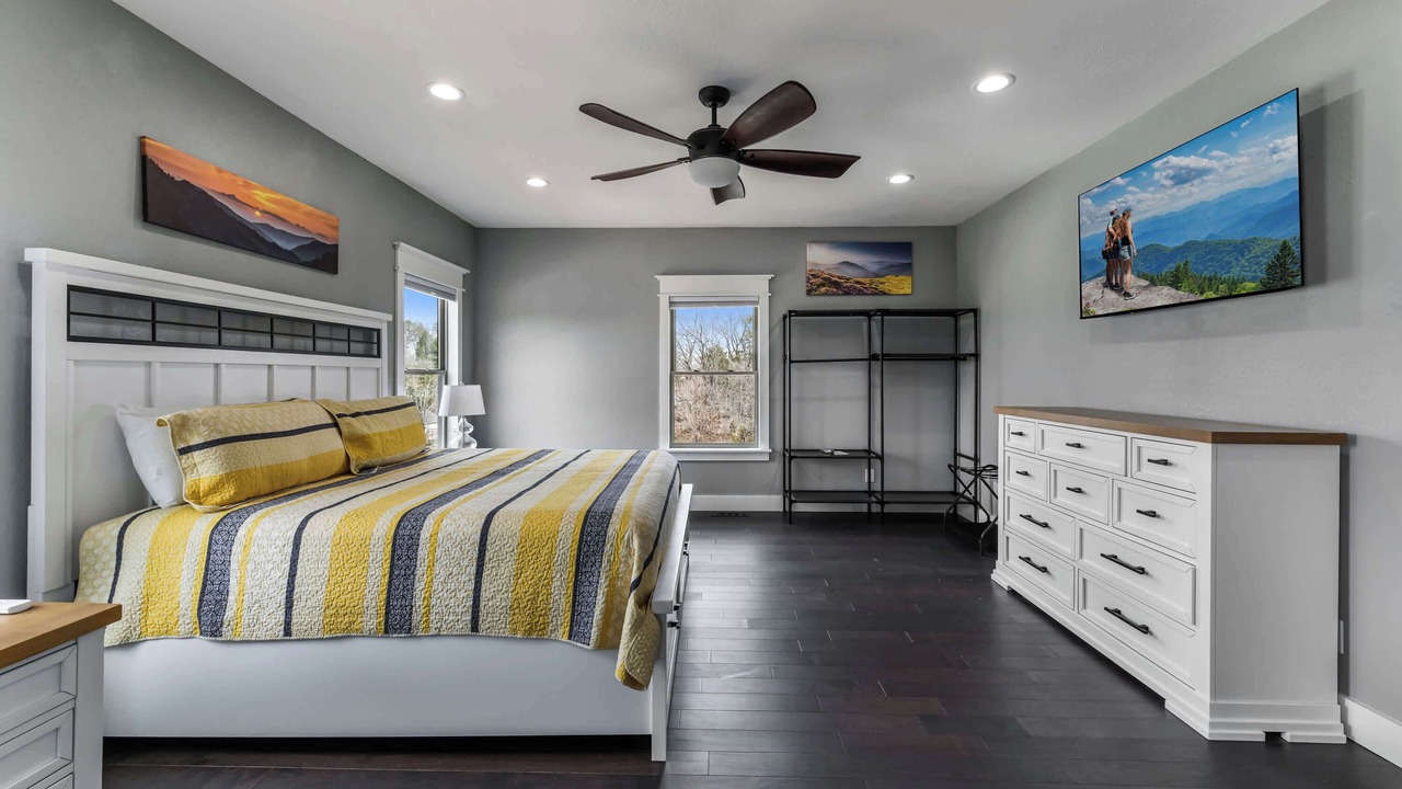 Photo of Bedroom in Boyds Creek
