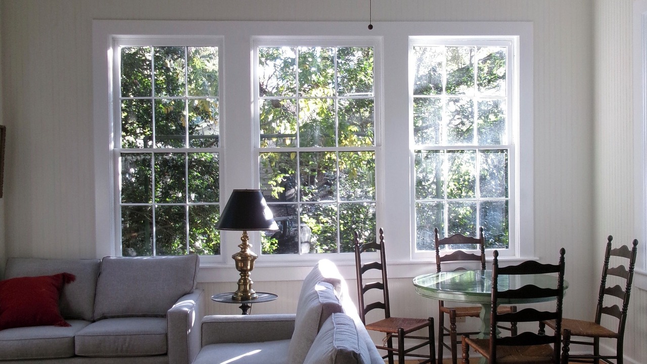 Photo of Livingroom in Summerville Historic District