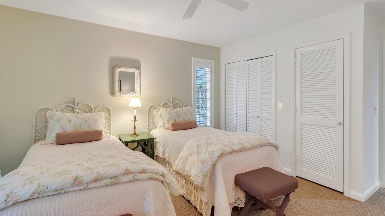 Photo of Others in Sea Island
