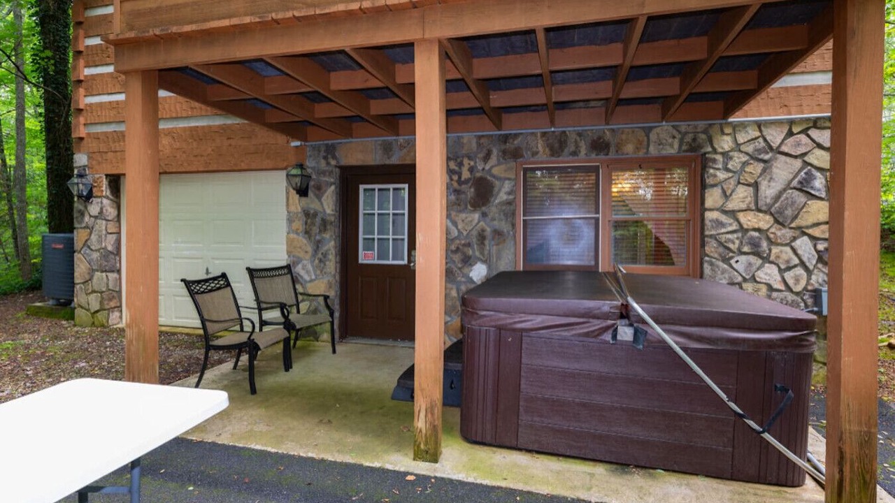 Photo of Patio Balcony in Cosby