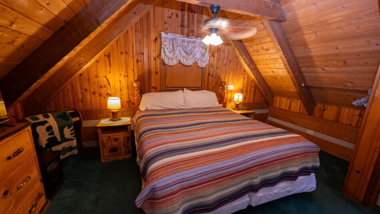 Photo of Bedroom in Cosby
