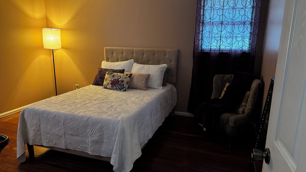 Photo of Bedroom in Augusta