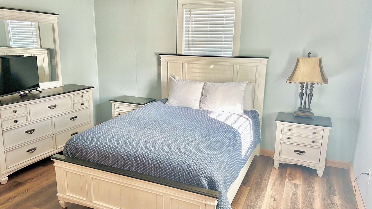 Photo of Bedroom in Guntersville