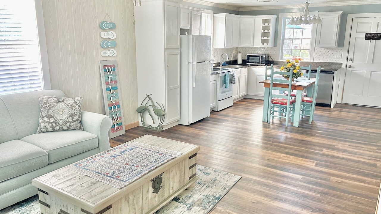 Photo of Livingroom in Guntersville