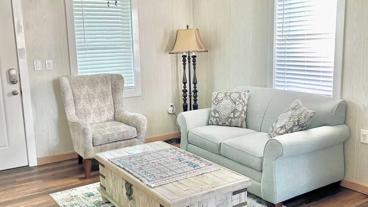 Photo of Livingroom in Guntersville