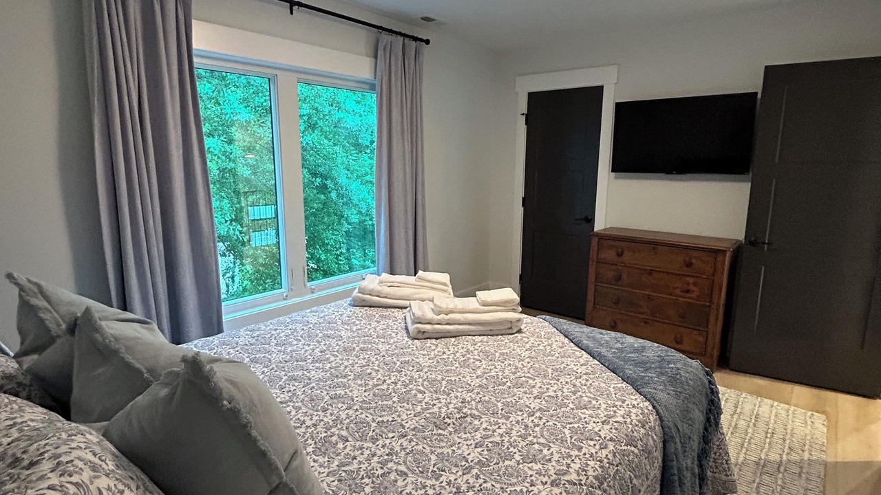 Photo of Bedroom in Sherrills Ford