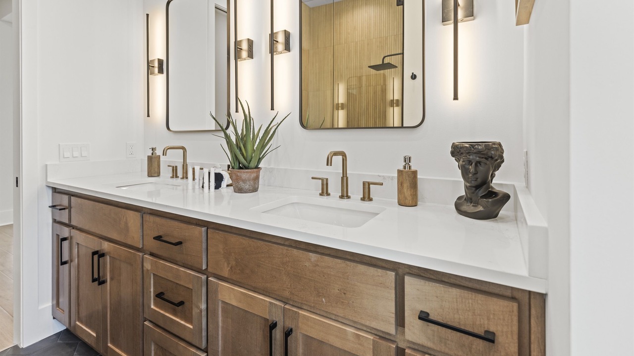Photo of Bathroom in Laguna Beach