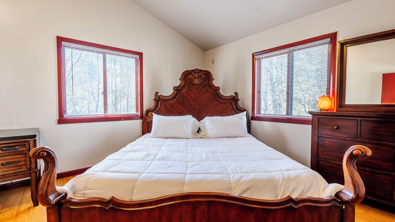 Photo of Bedroom in Hot Springs