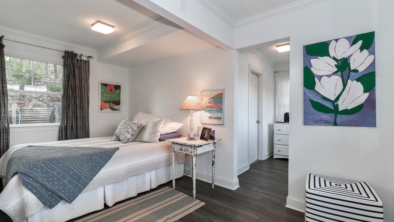 Photo of Bedroom in Mooresville