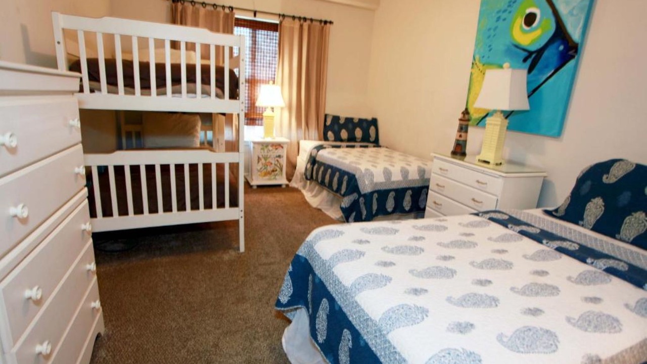 Photo of Bedroom in Gulf Shores