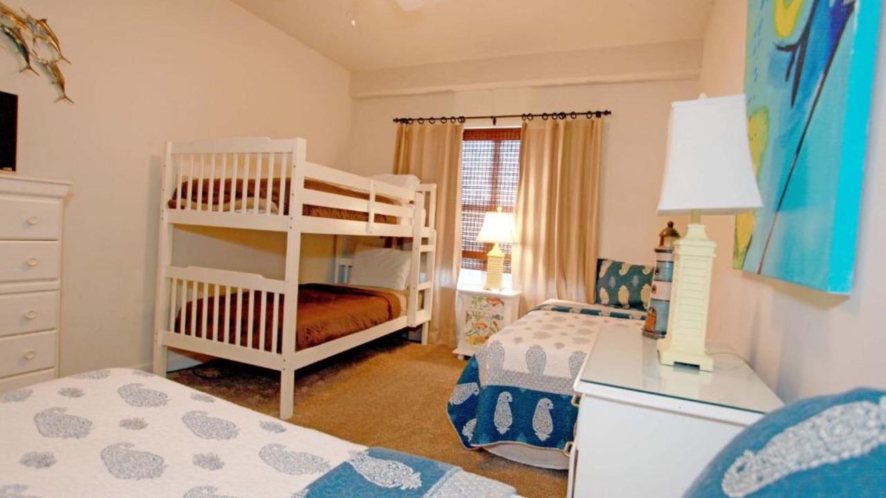 Photo of Bedroom in Gulf Shores