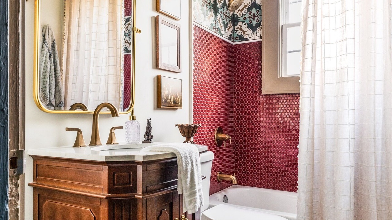 Photo of Bathroom in Wesley Heights