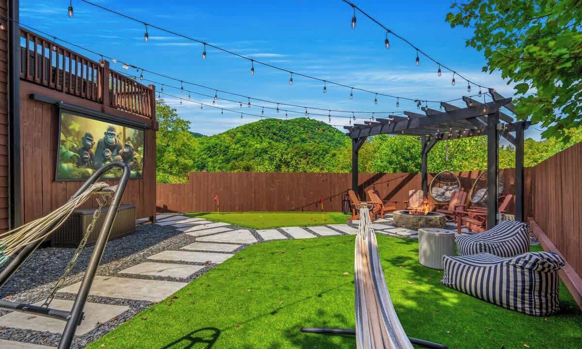 Photo of Outdoor in Waynesville