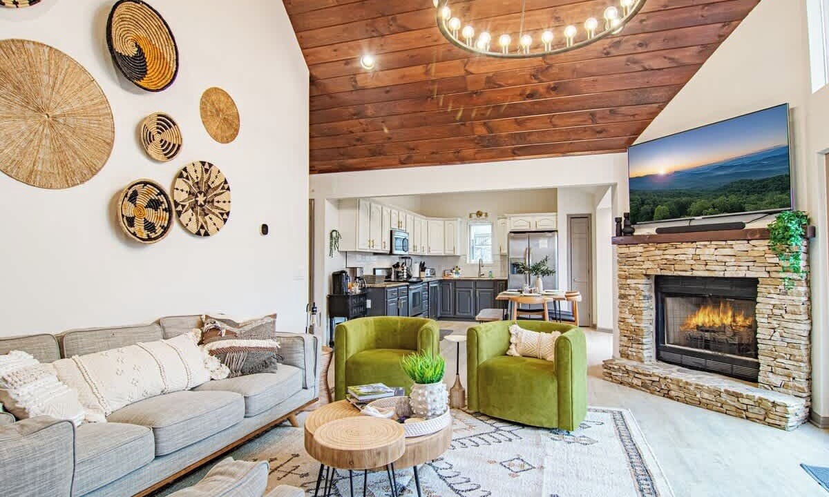 Photo of Livingroom in Waynesville