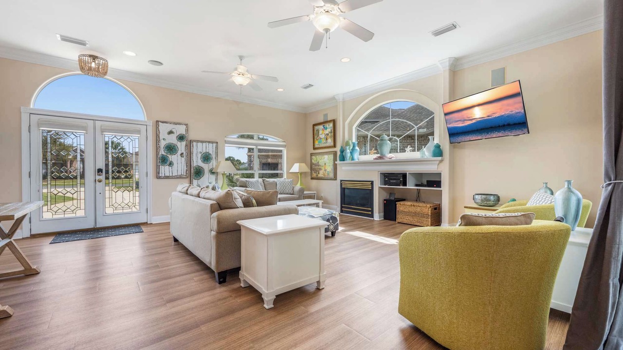 Photo of Others in Avalon Beach Estates