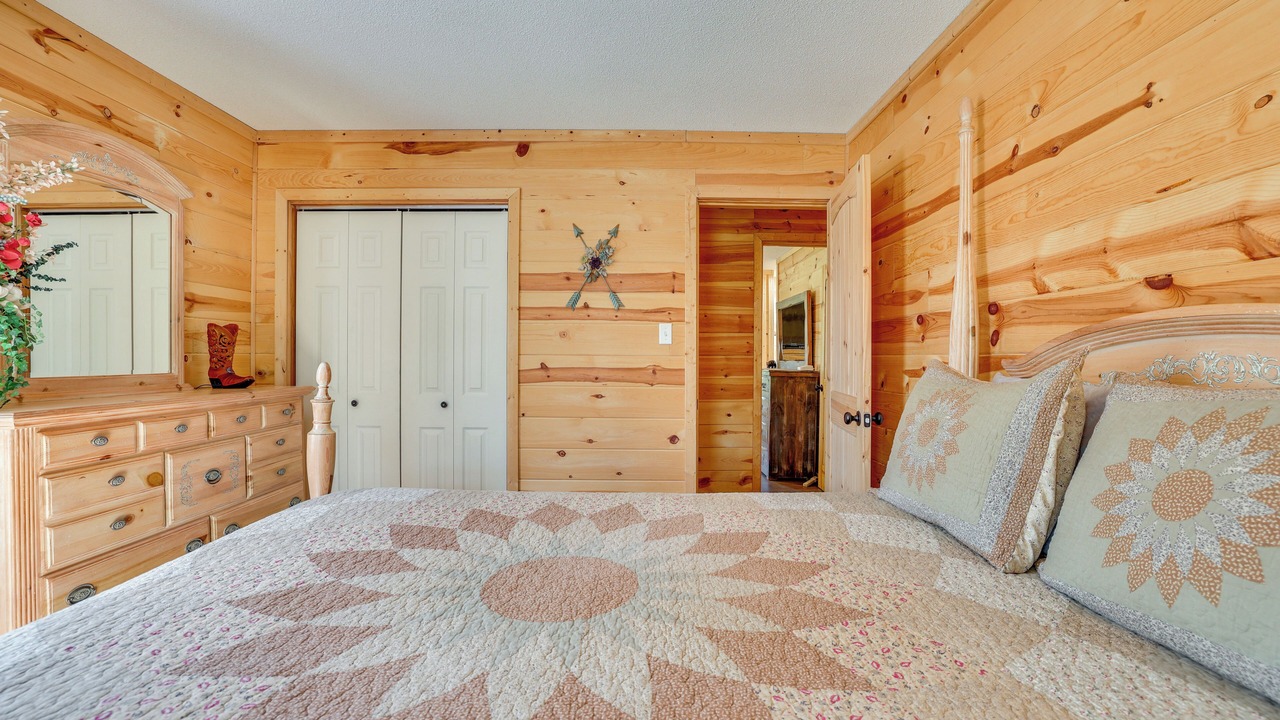 Photo of Bedroom in Trenton