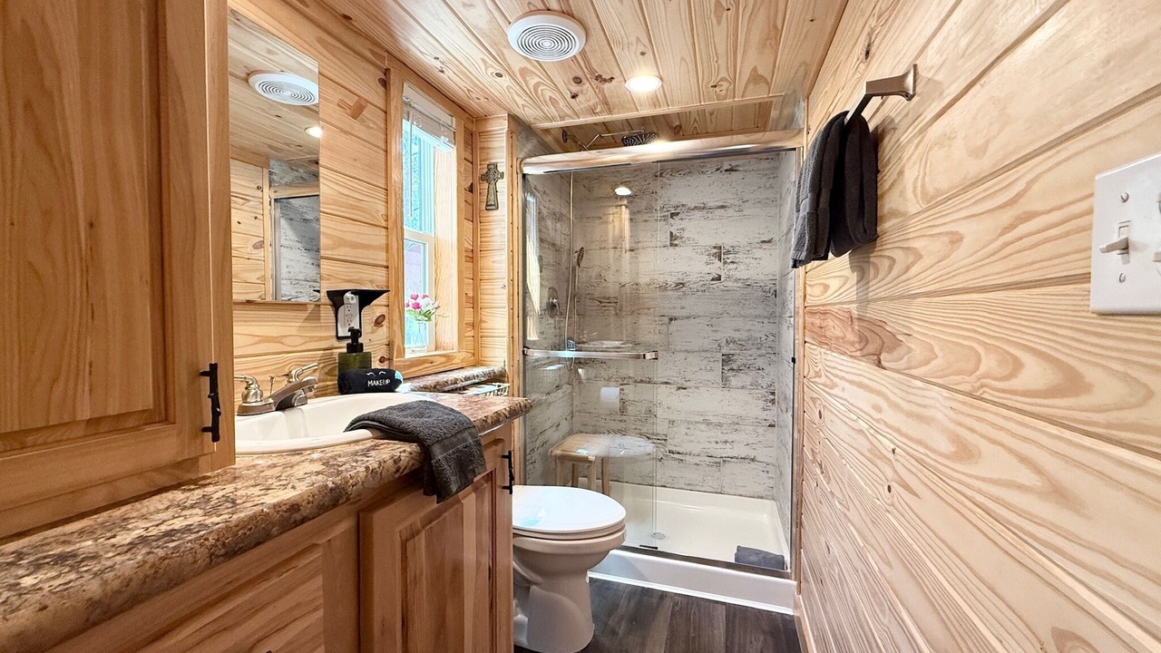 Photo of Bathroom in Mentone