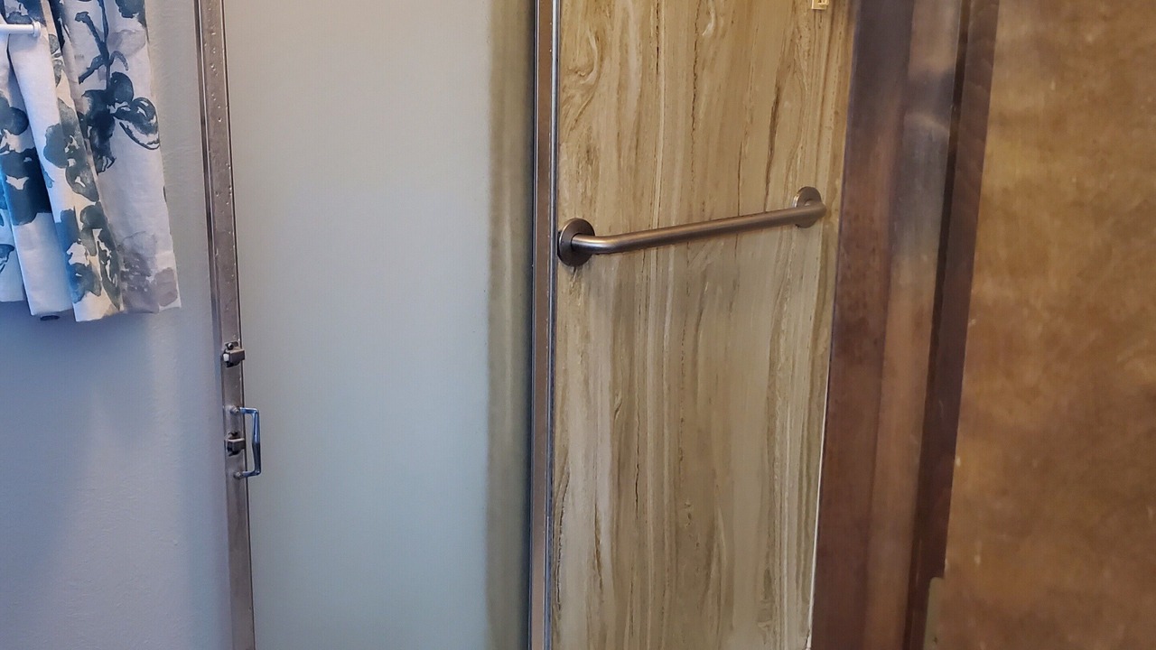 Photo of Bathroom in Northeast Heights