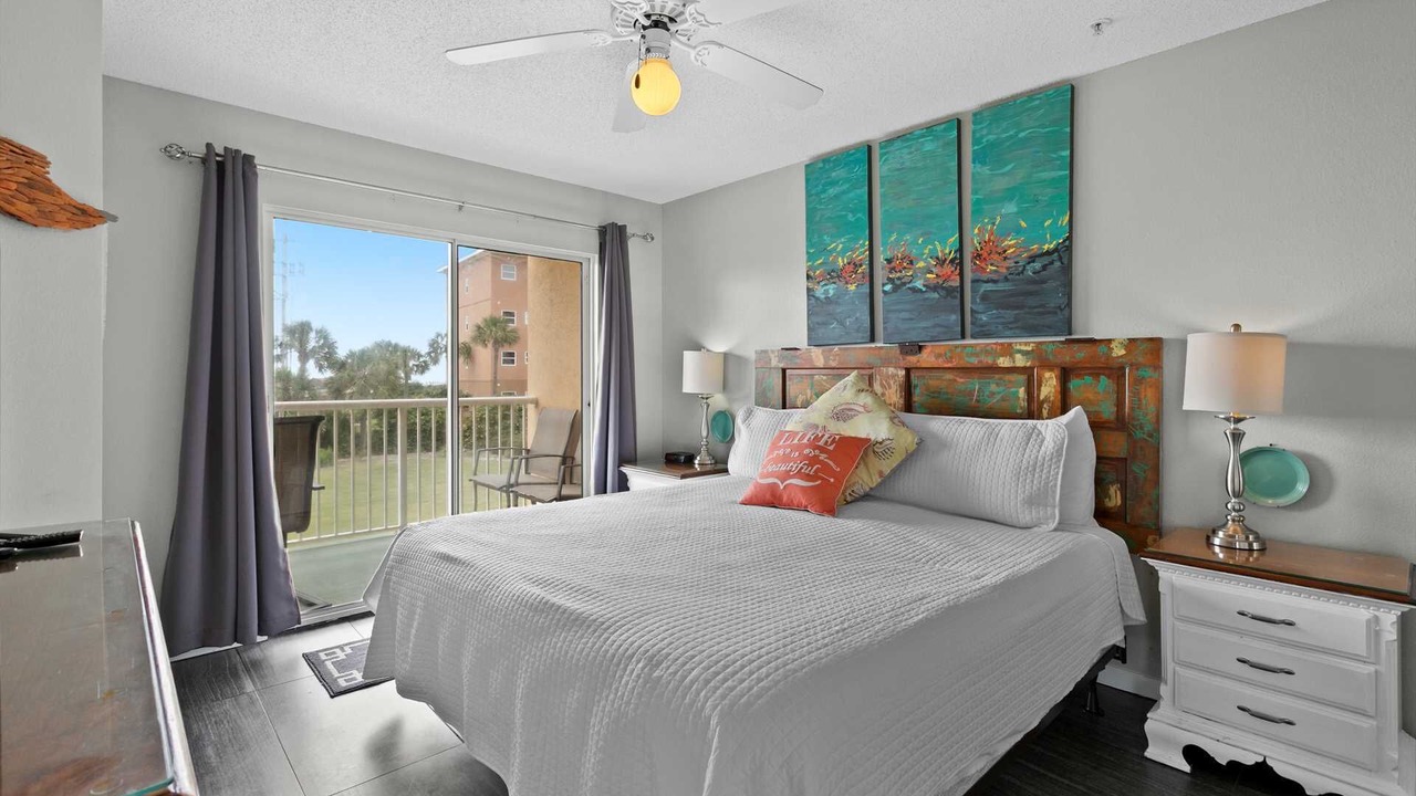 Photo of Bedroom in Emerald Waters Village