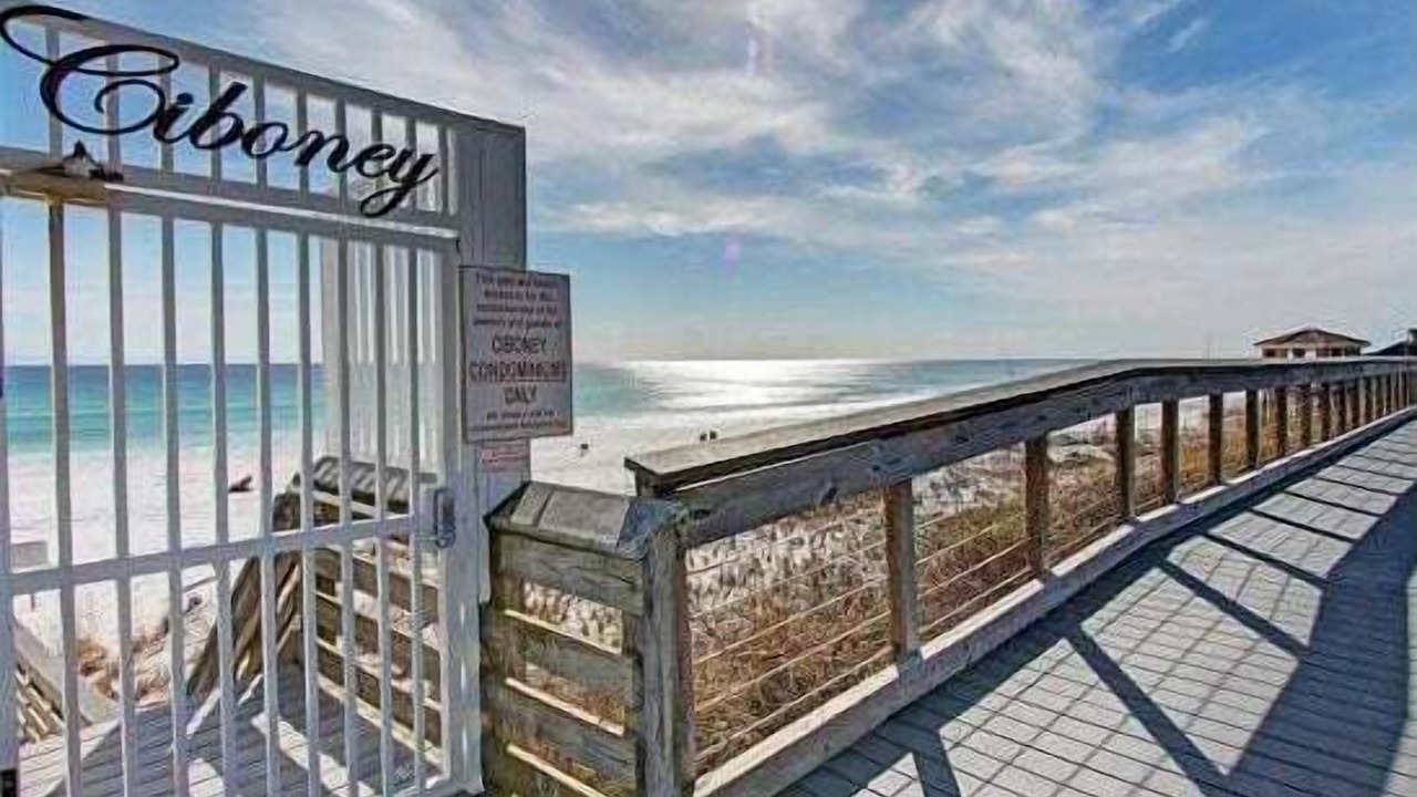 Photo of Outdoor in Emerald Waters Village