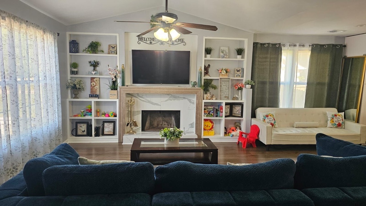 Photo of Livingroom in McDonough