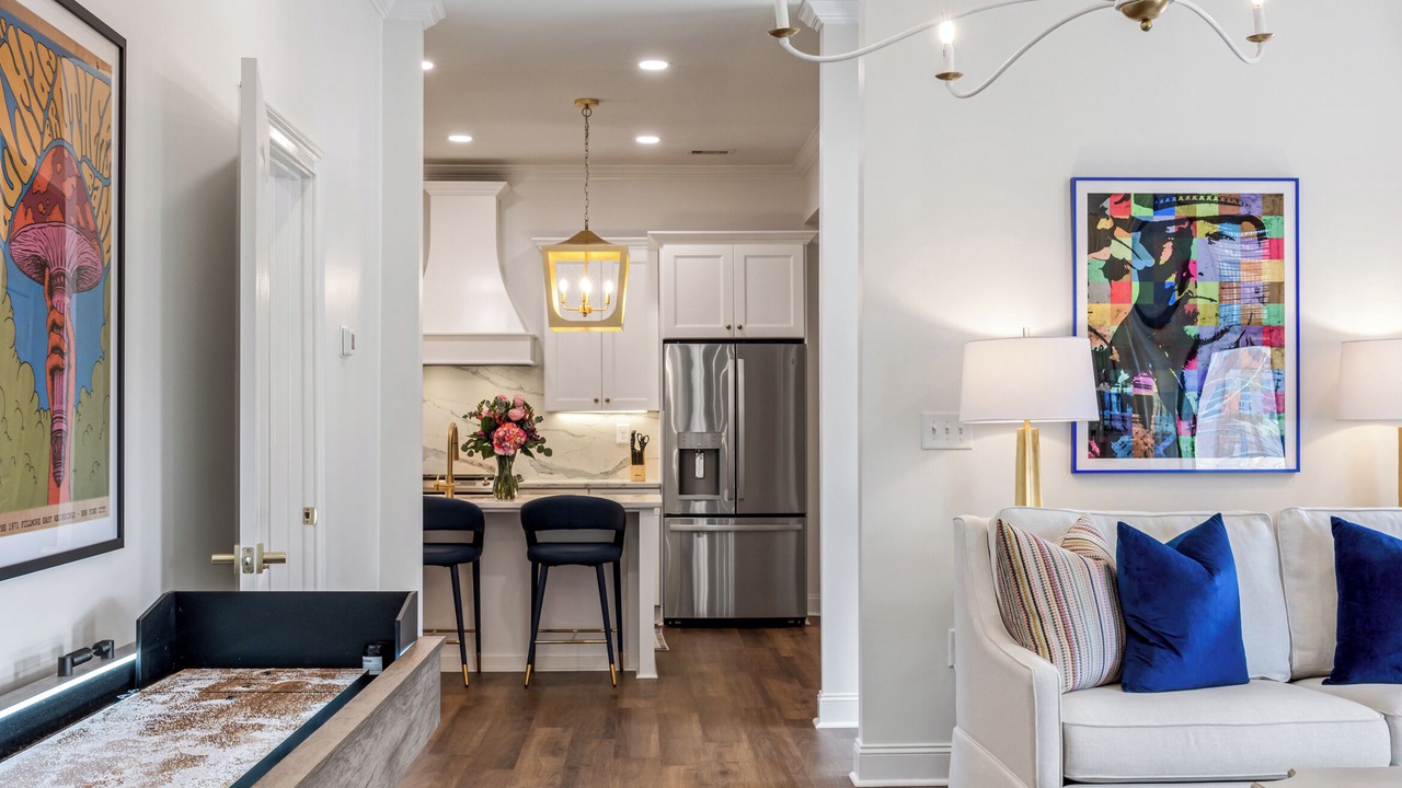 Photo of Livingroom in Macon