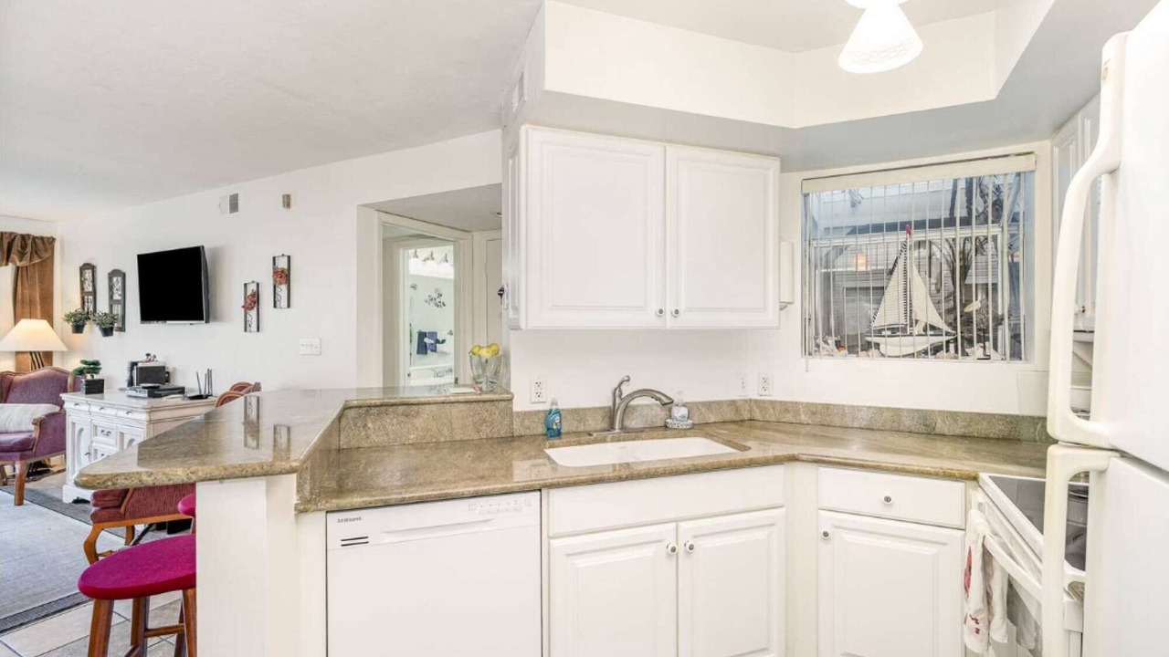 Photo of Kitchen in Ocean Side Village