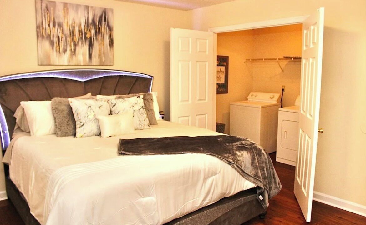 Photo of Bedroom in Albany