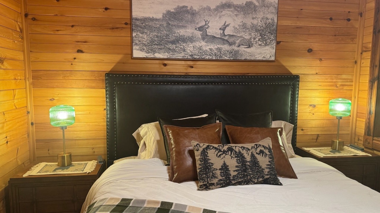 Photo of Bedroom in Marshall