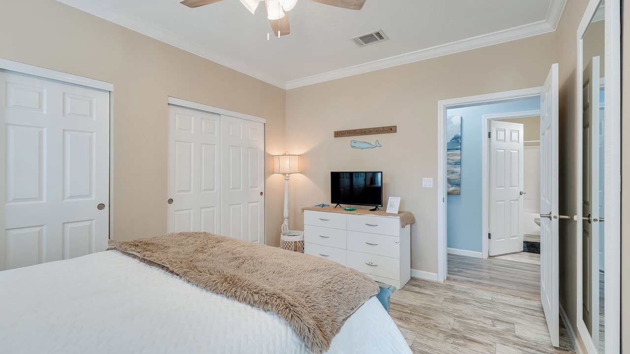 Photo of Bedroom in Laguna Beach