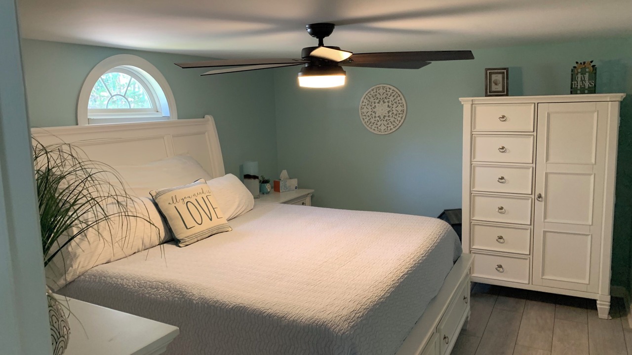Photo of Bedroom in Newberry Shores