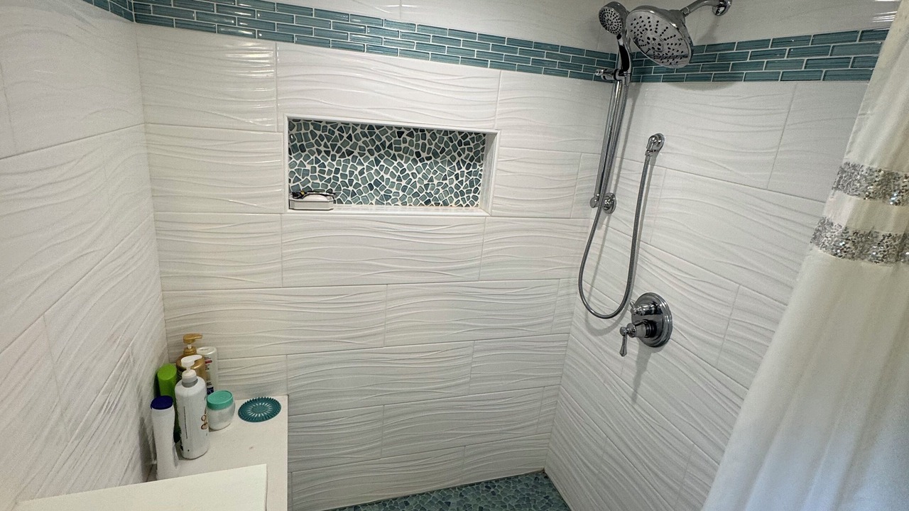 Photo of Bathroom in Newberry Shores