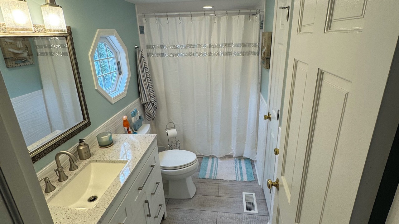 Photo of Bathroom in Newberry Shores