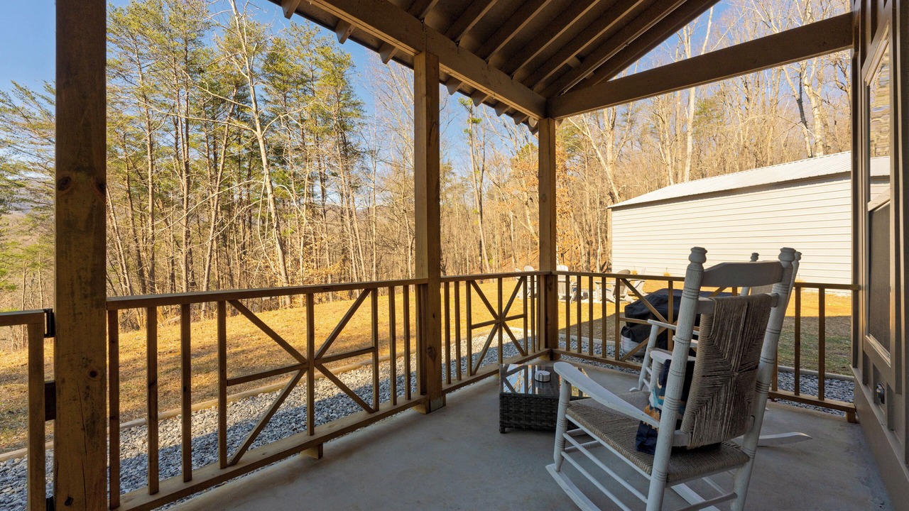Photo of Patio Balcony in Dahlonega
