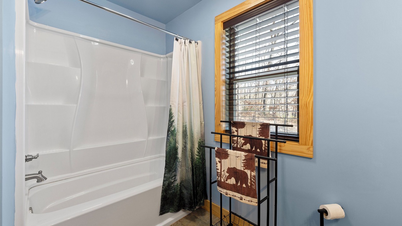 Photo of Bathroom in Dahlonega